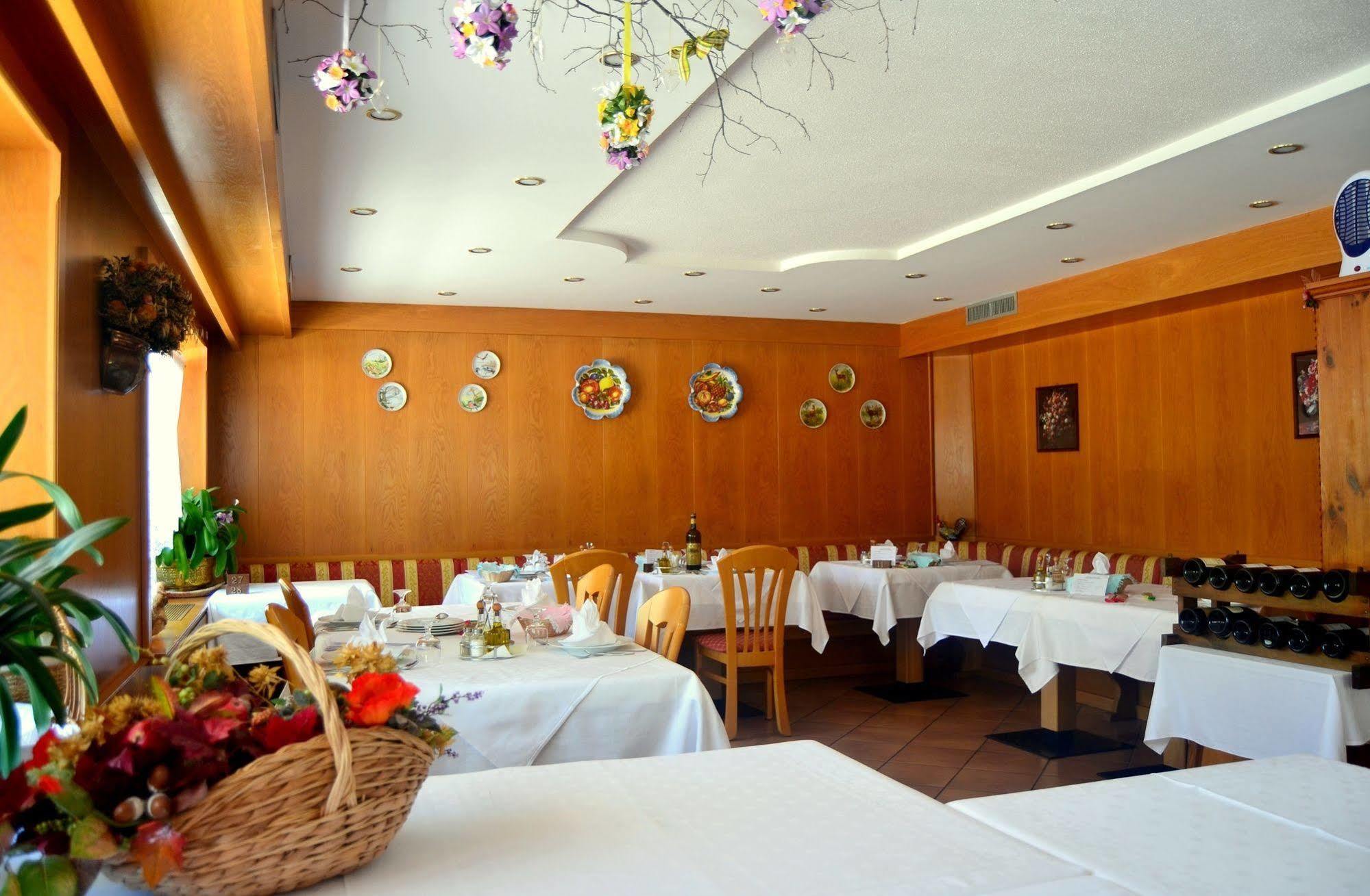 Albergo Trentino Moena Exterior photo