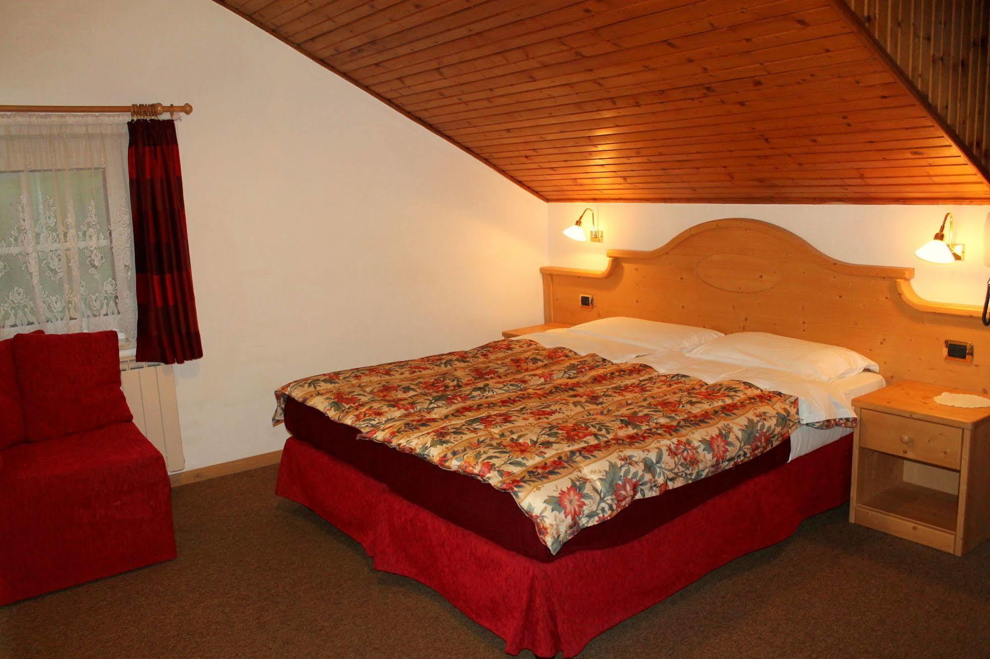 Albergo Trentino Moena Exterior photo